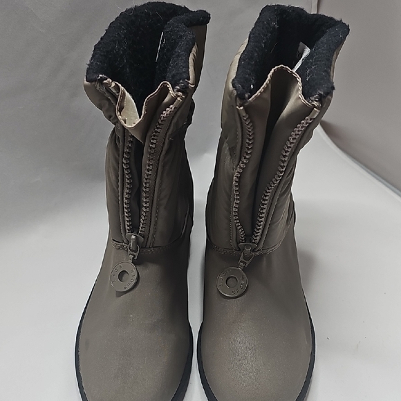 Softspots Shoes - Softspots Taupe Winter Boots